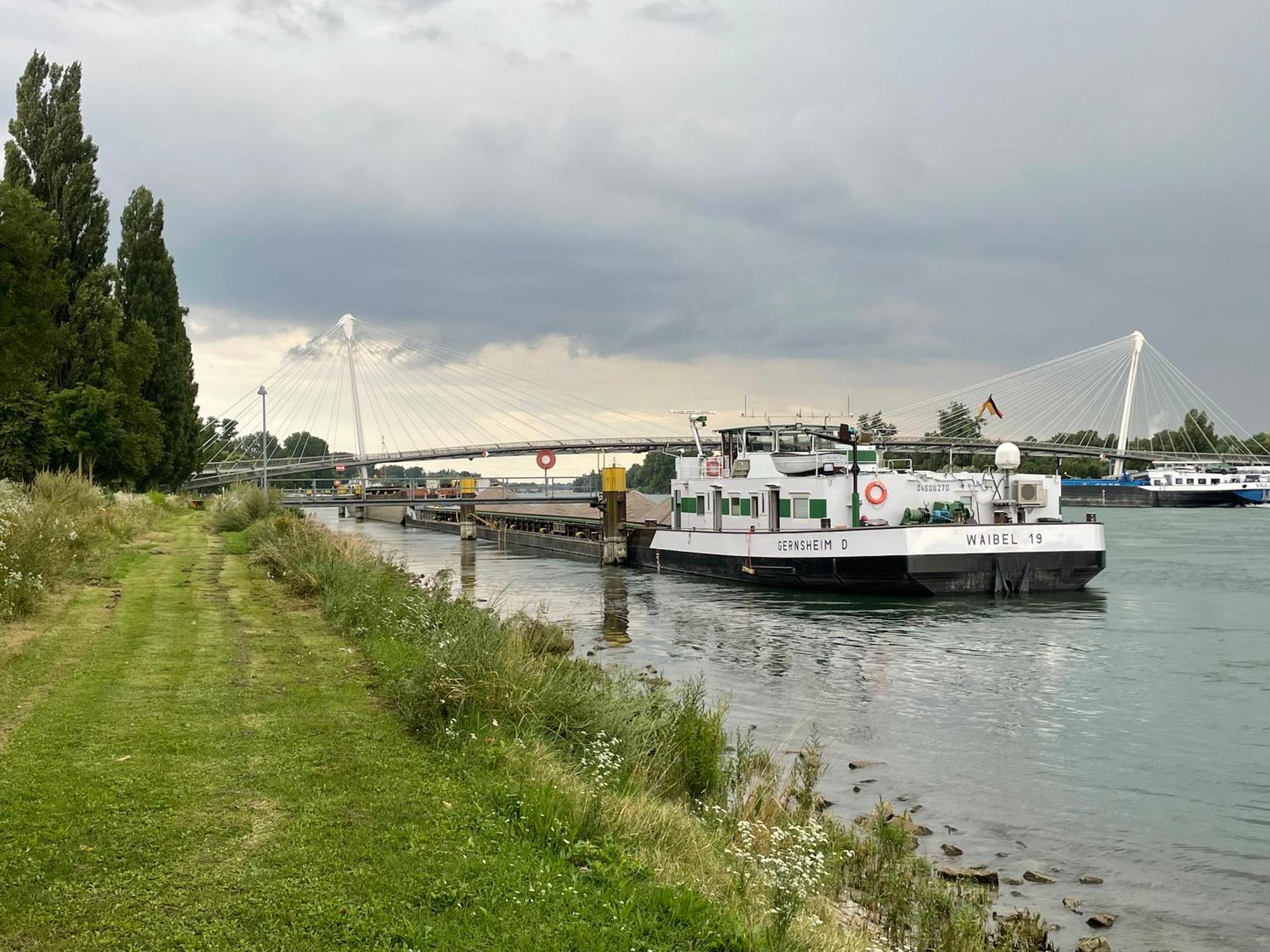 Luminous Apartment In Kehl Near Strasbourg, Conveniently Located Next To A Tram Stop With Direct Access To Strasbourg City Centre Zewnętrze zdjęcie